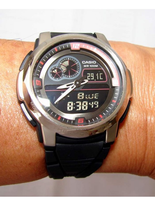 фото Мужские наручные часы Casio Collection AQF-102W-1B