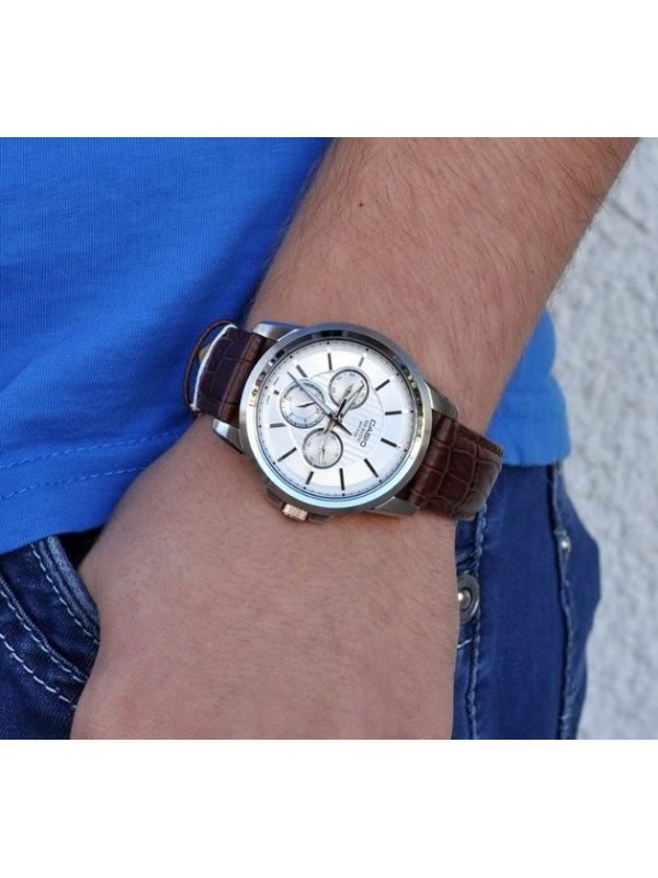фото Мужские наручные часы Casio Collection BEM-302L-7A