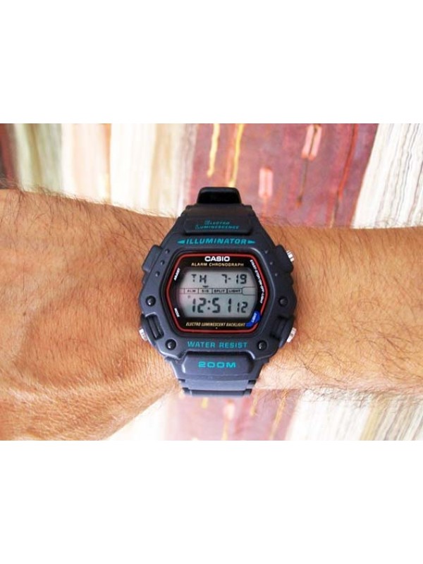 фото Мужские наручные часы Casio Collection DW-290-1V