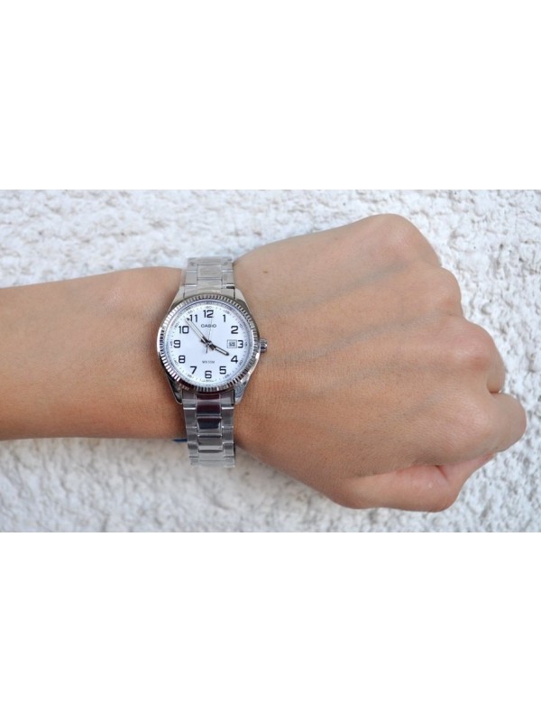 фото Женские наручные часы Casio Collection LTP-1302D-7B