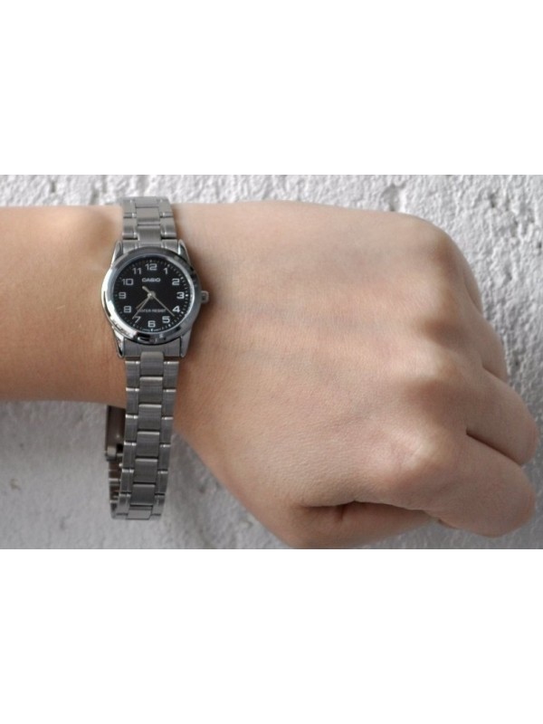 фото Женские наручные часы Casio Collection LTP-V001D-1B