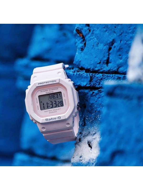 фото Женские наручные часы Casio Baby-G BGD-560-4E