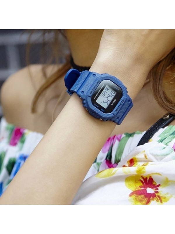 фото Женские наручные часы Casio Baby-G BGD-560DE-2
