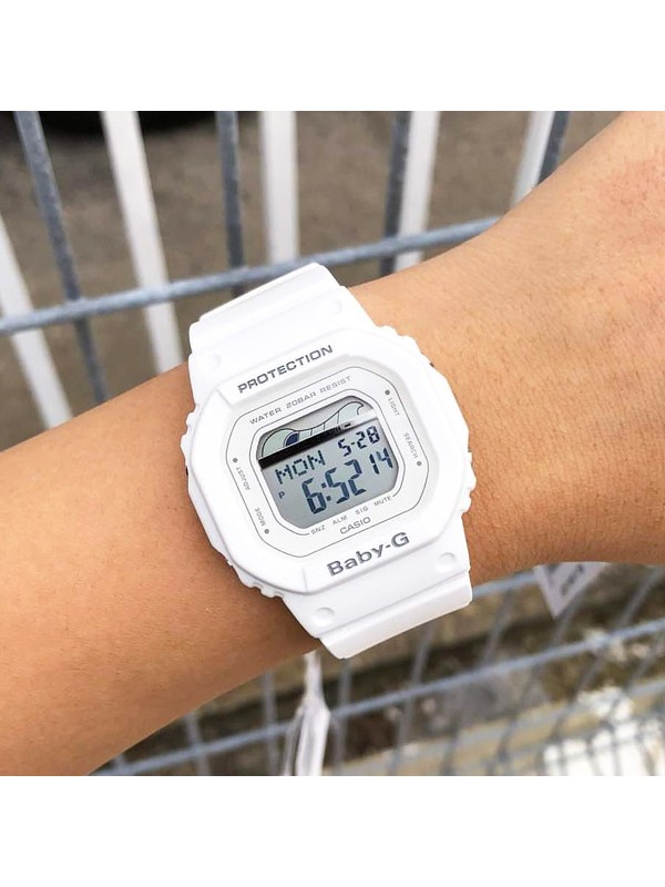фото Женские наручные часы Casio Baby-G BLX-560-7