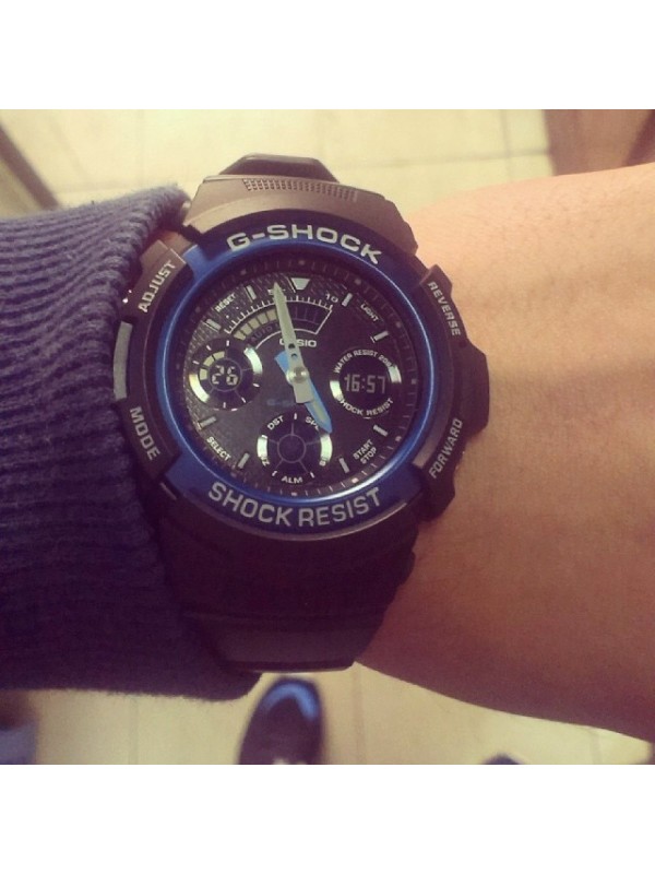 фото Мужские наручные часы Casio G-Shock AW-591-2A
