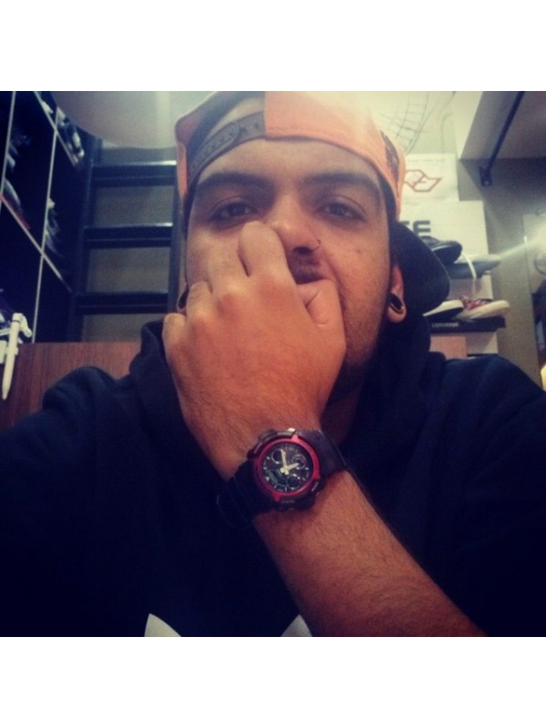 фото Мужские наручные часы Casio G-Shock AW-591-4A