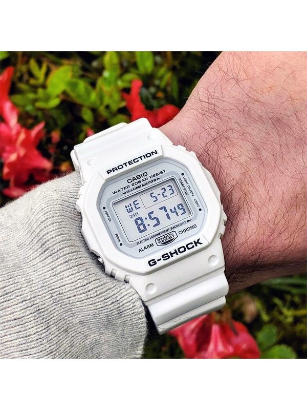 фото Мужские наручные часы Casio G-Shock DW-5600MW-7
