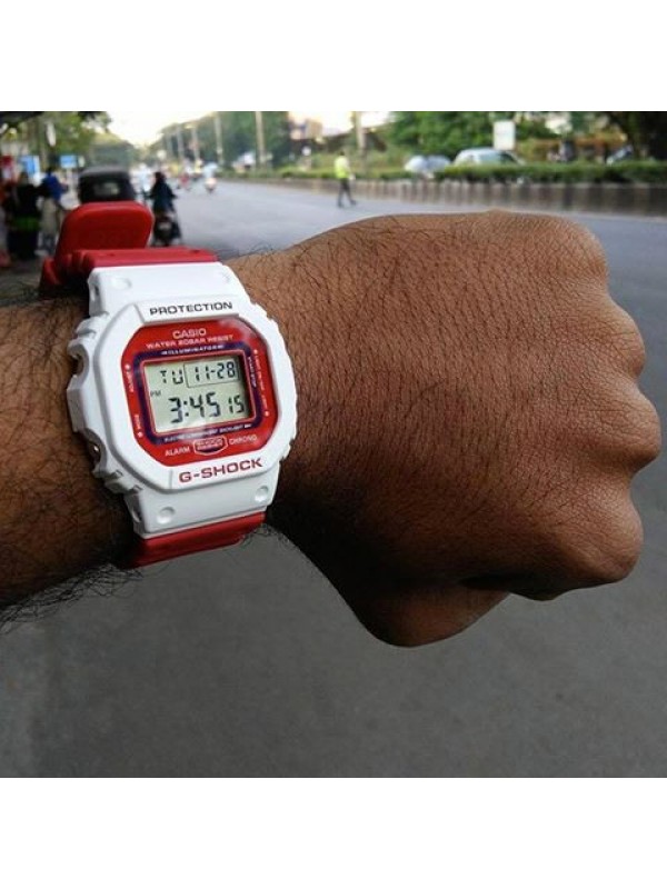 фото Мужские наручные часы Casio G-Shock DW-5600TB-4A