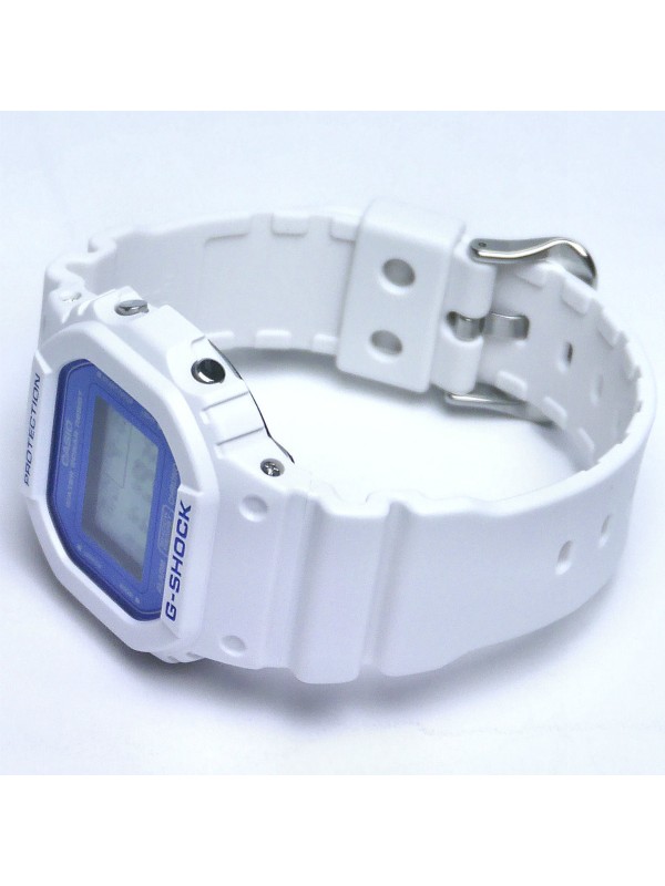 фото Мужские наручные часы Casio G-Shock DW-5600WB-7E