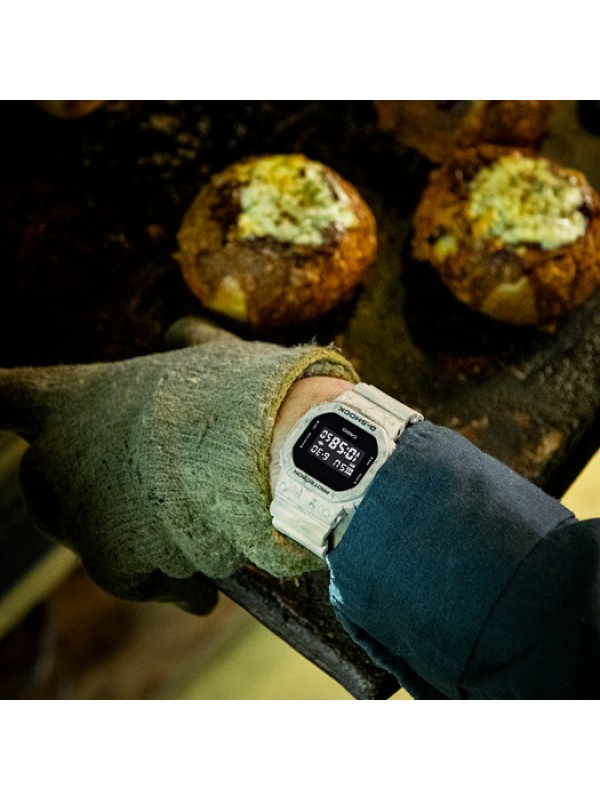 фото Мужские наручные часы Casio G-Shock DW-5600WM-5