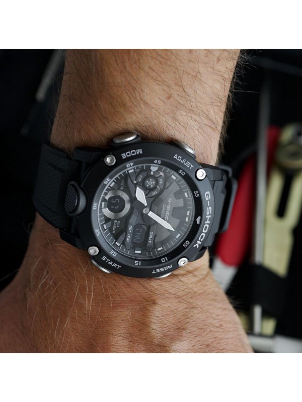 фото Мужские наручные часы Casio G-Shock GA-2000S-1A