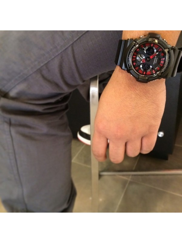 фото Мужские наручные часы Casio G-Shock GA-200SH-1A