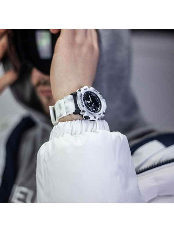 фото Мужские наручные часы Casio G-Shock GA-2200GC-7A