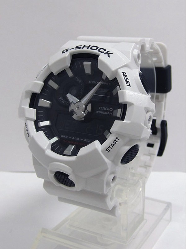 фото Мужские наручные часы Casio G-Shock GA-700-7A