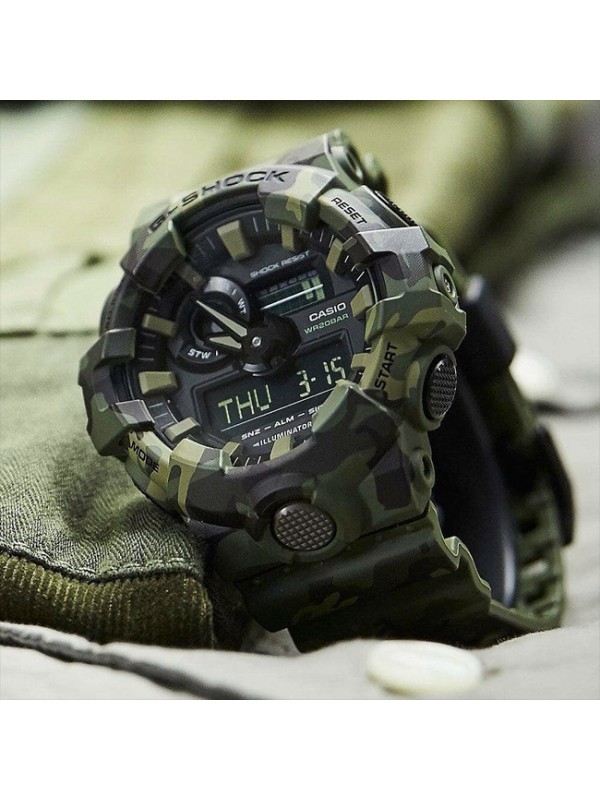 фото Мужские наручные часы Casio G-Shock GA-700CM-3A