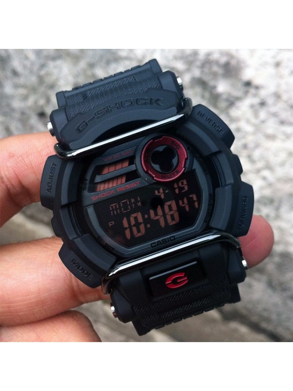 фото Мужские наручные часы Casio G-Shock GD-400-1
