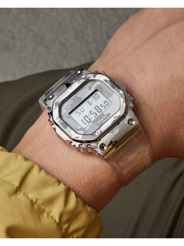 фото Мужские наручные часы Casio G-Shock GM-5600SCM-1E