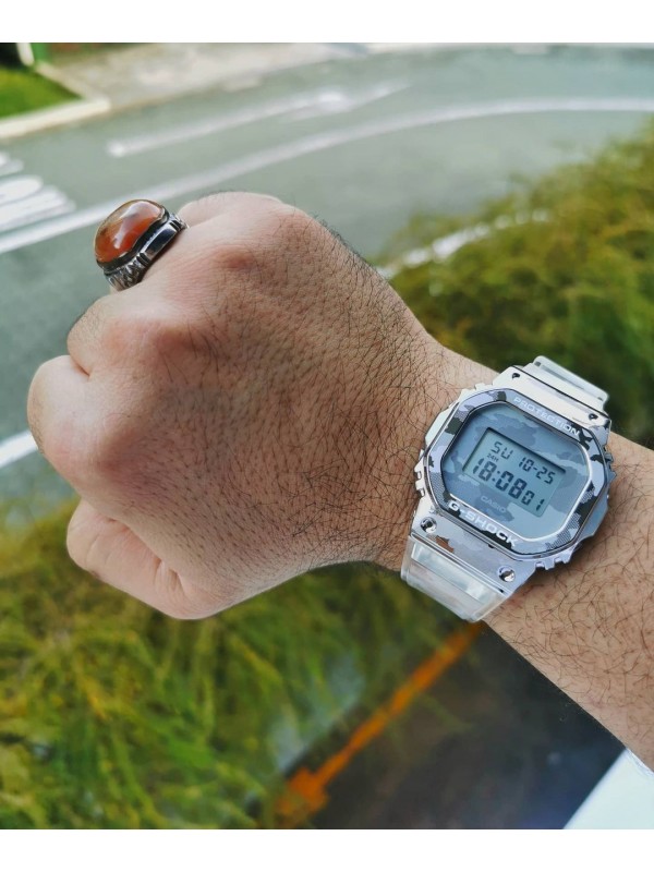 фото Мужские наручные часы Casio G-Shock GM-5600SCM-1E