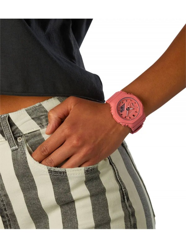 фото Женские наручные часы Casio G-Shock GMA-S2100-4A2
