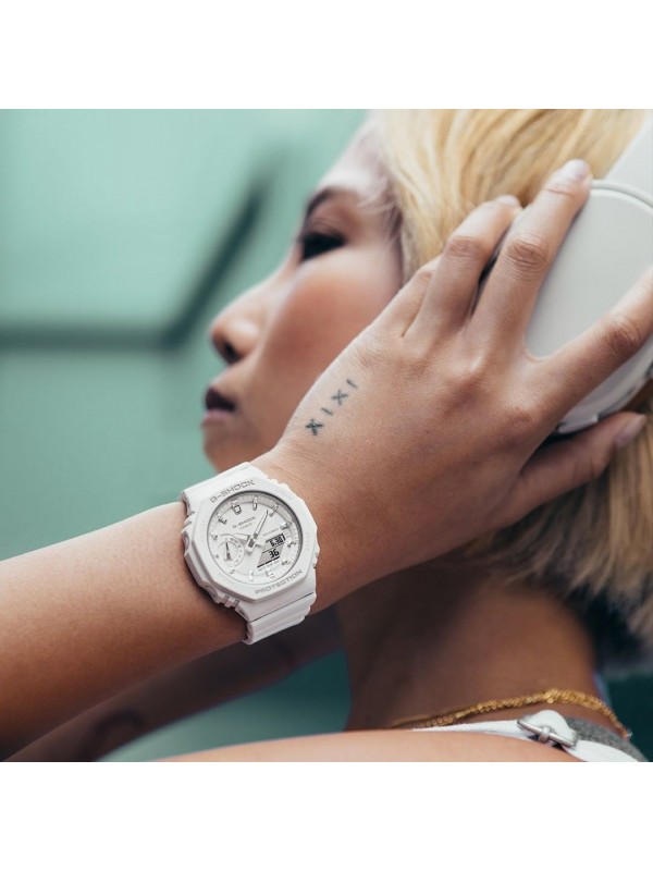 фото Женские наручные часы Casio G-Shock GMA-S2100-7A