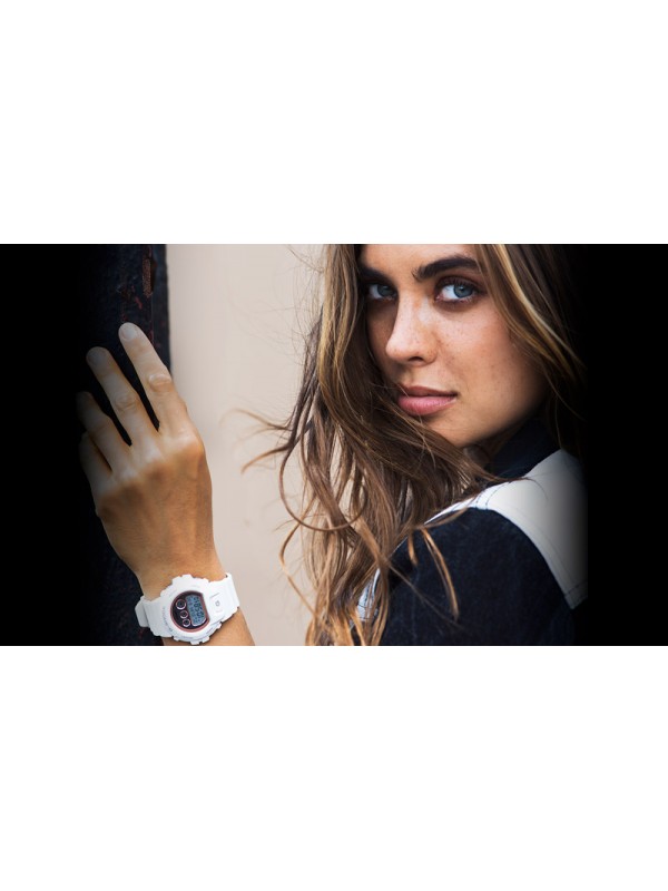 фото Женские наручные часы Casio G-Shock GMD-S6900MC-7