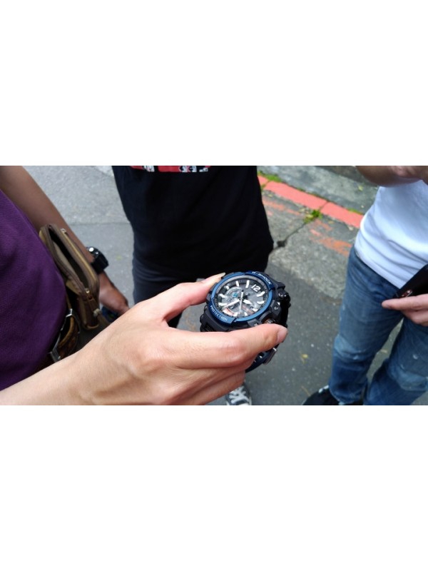 фото Мужские наручные часы Casio G-Shock GPW-2000-1A2