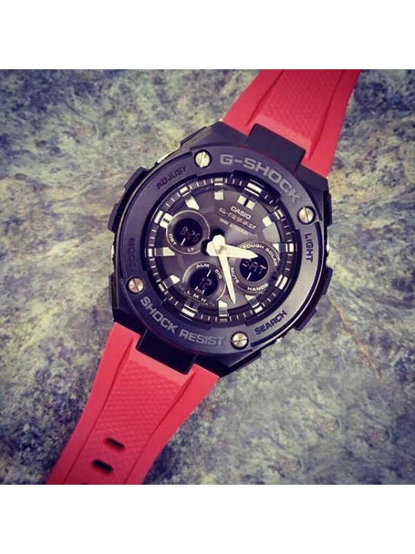 фото Мужские наручные часы Casio G-Shock GST-W300G-1A4