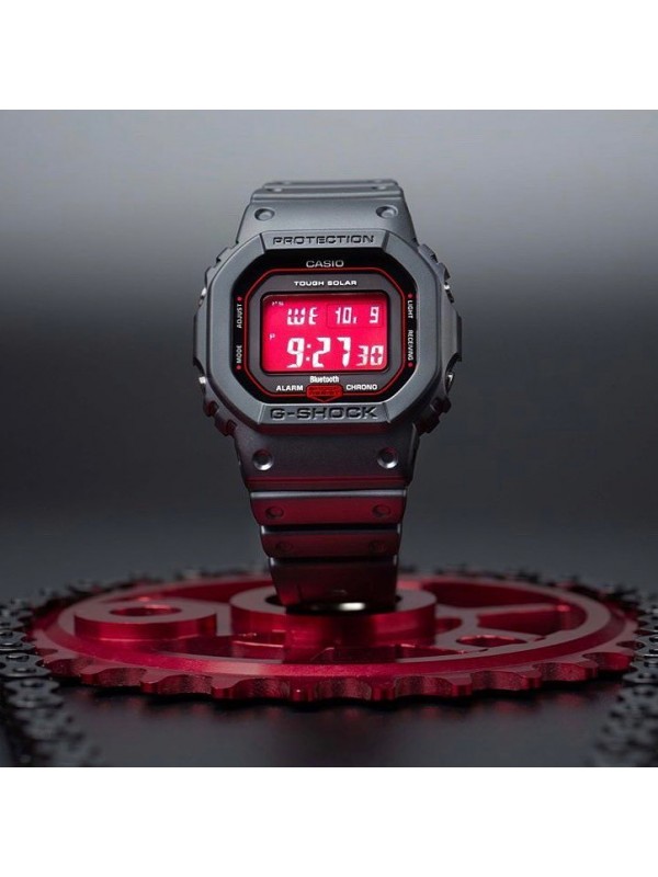 фото Мужские наручные часы Casio G-Shock GW-B5600AR-1