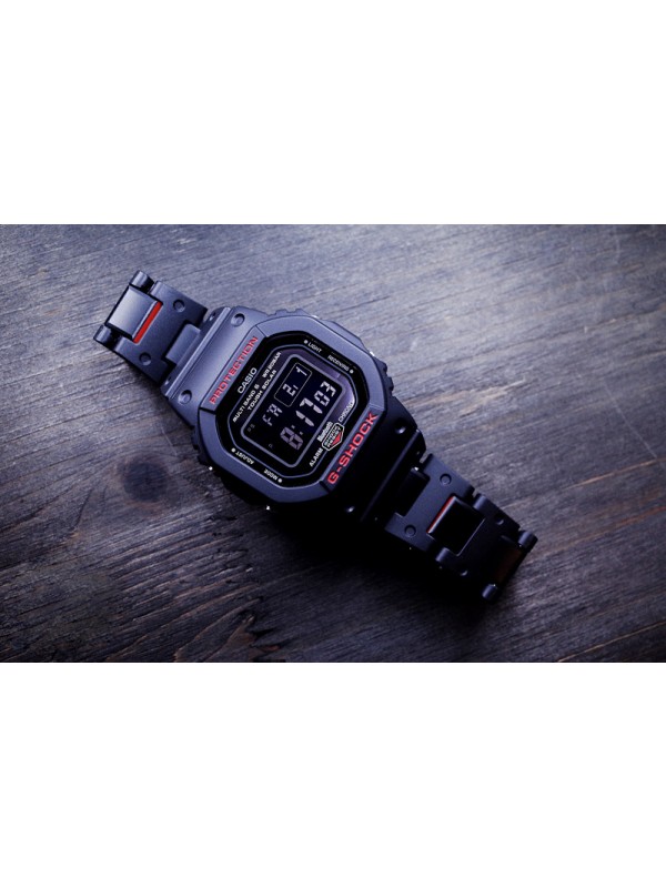 фото Мужские наручные часы Casio G-Shock GW-B5600HR-1