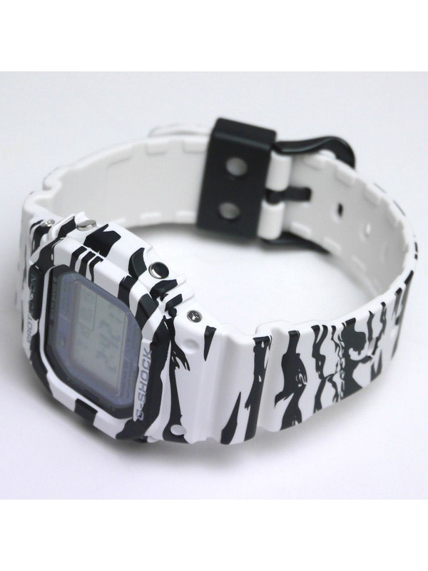 фото Мужские наручные часы Casio G-Shock GW-M5610BW-7E