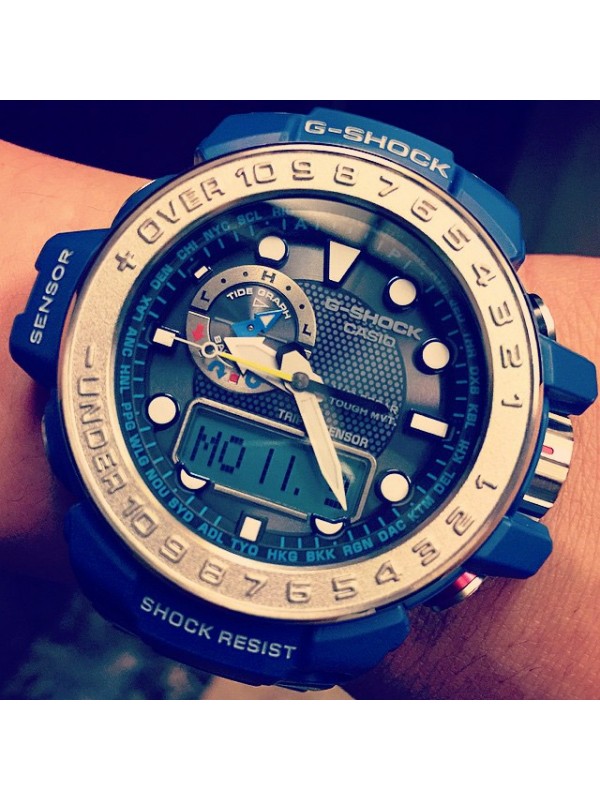 фото Мужские наручные часы Casio G-Shock GWN-1000-2A