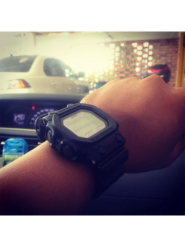 фото Мужские наручные часы Casio G-Shock GX-56BB-1