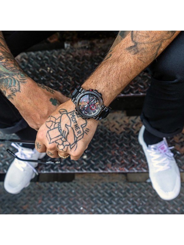 фото Мужские наручные часы Casio G-Shock MTG-B1000B-1A