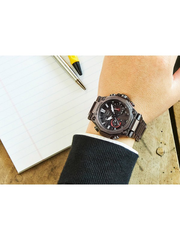 фото Мужские наручные часы Casio G-Shock MTG-B2000BDE-1A