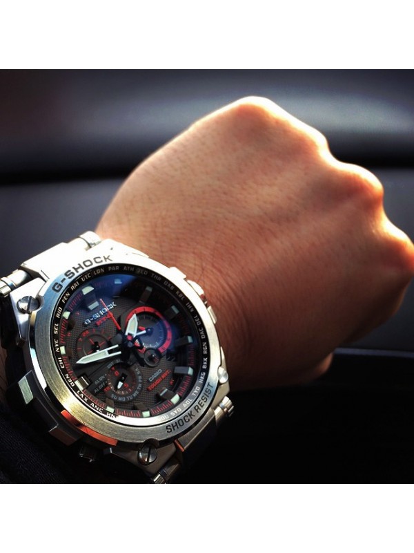 фото Мужские наручные часы Casio G-Shock MTG-S1000D-1A4