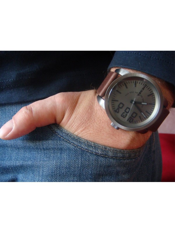 фото Мужские наручные часы DIESEL DZ1467