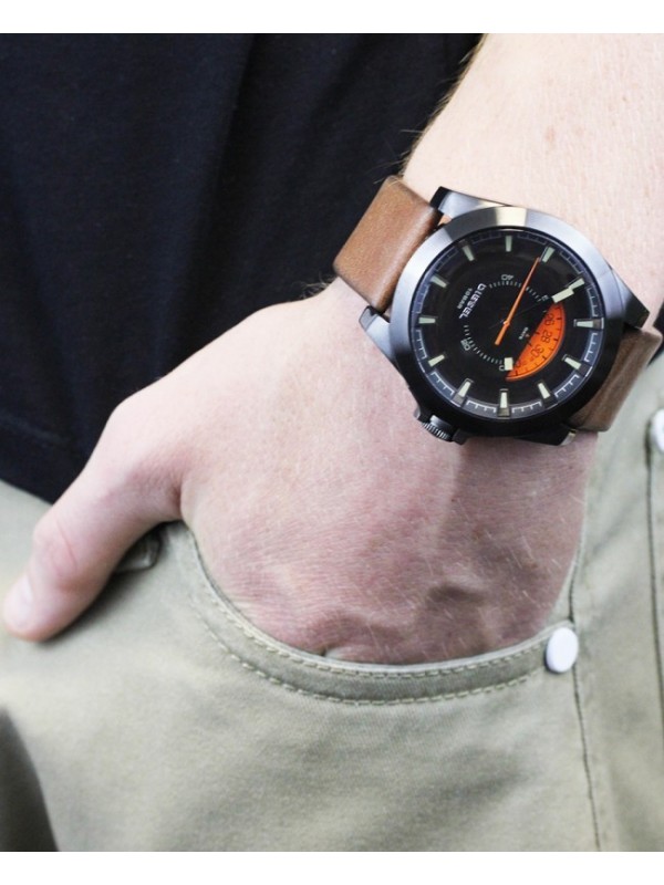 фото Мужские наручные часы DIESEL DZ1660