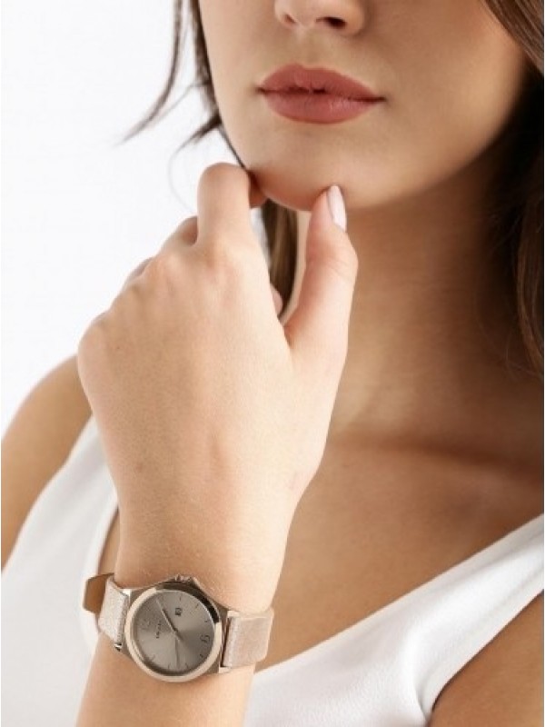 фото Женские наручные часы DKNY NY2372