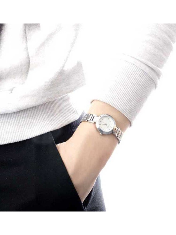 фото Женские наручные часы DKNY NY2402