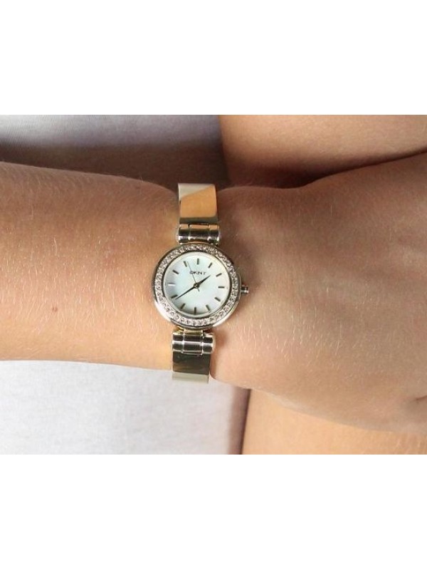 фото Женские наручные часы DKNY NY8567