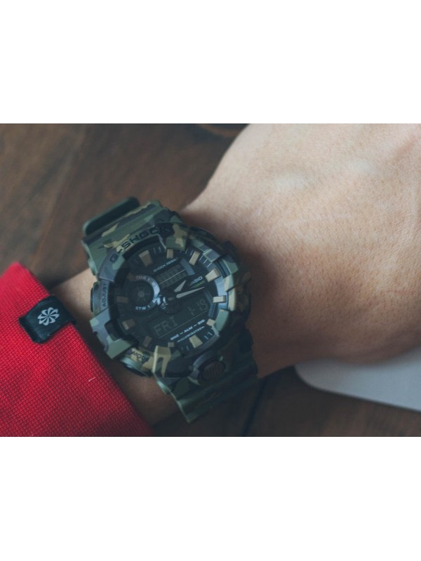 фото Мужские наручные часы Casio G-Shock GA-700CM-3A