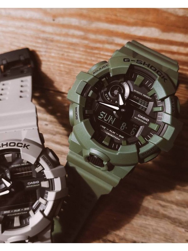 фото Мужские наручные часы Casio G-Shock GA-700UC-3A