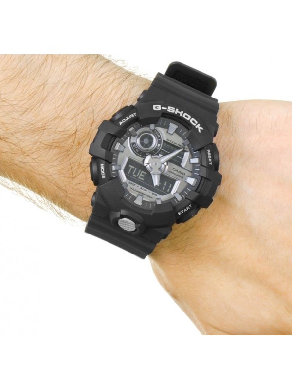 фото Мужские наручные часы Casio G-Shock GA-710-1A