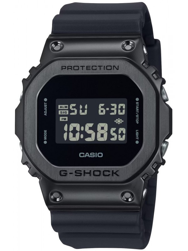 фото Мужские наручные часы Casio G-Shock GM-5600UB-1