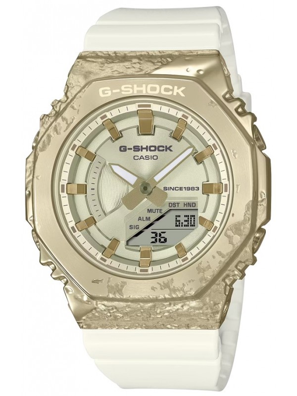 фото Женские наручные часы Casio G-Shock GM-S2140GEM-9A