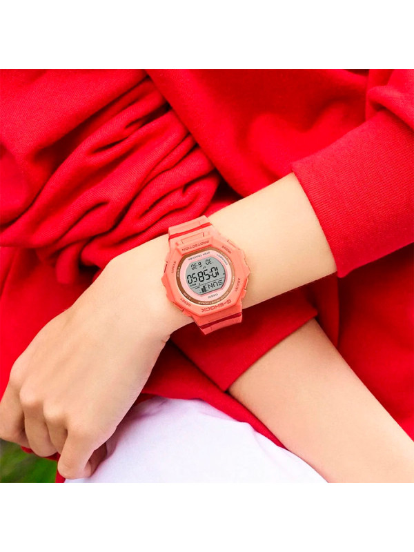 фото Женские наручные часы Casio G-Shock GMD-B300SC-4