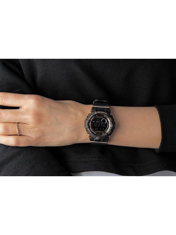фото Женские наручные часы Casio G-Shock GMD-B800-1