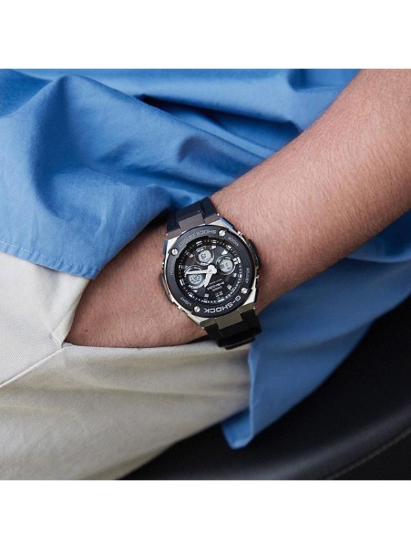 фото Мужские наручные часы Casio G-Shock GST-S300-1A