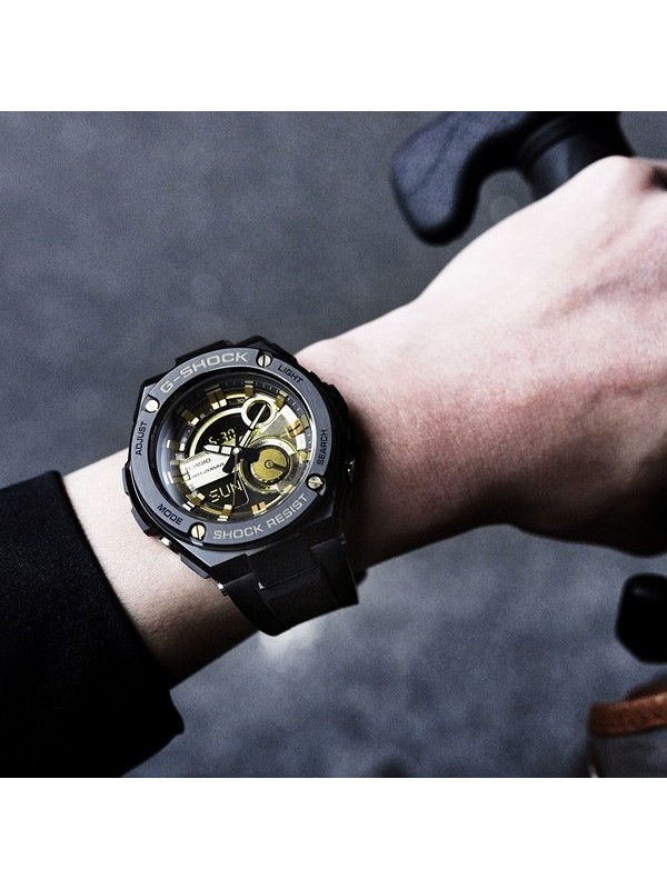 фото Мужские наручные часы Casio G-Shock GST-S300BD-1A
