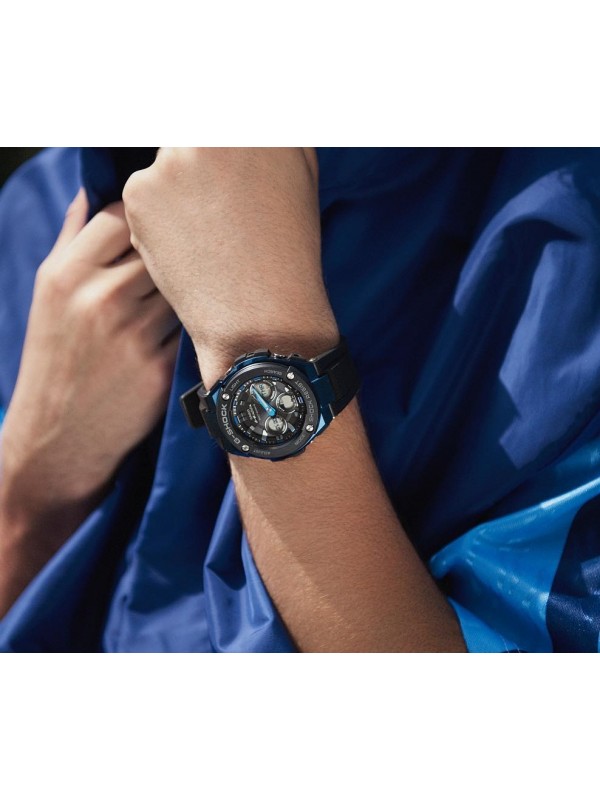 фото Мужские наручные часы Casio G-Shock GST-S300G-1A2